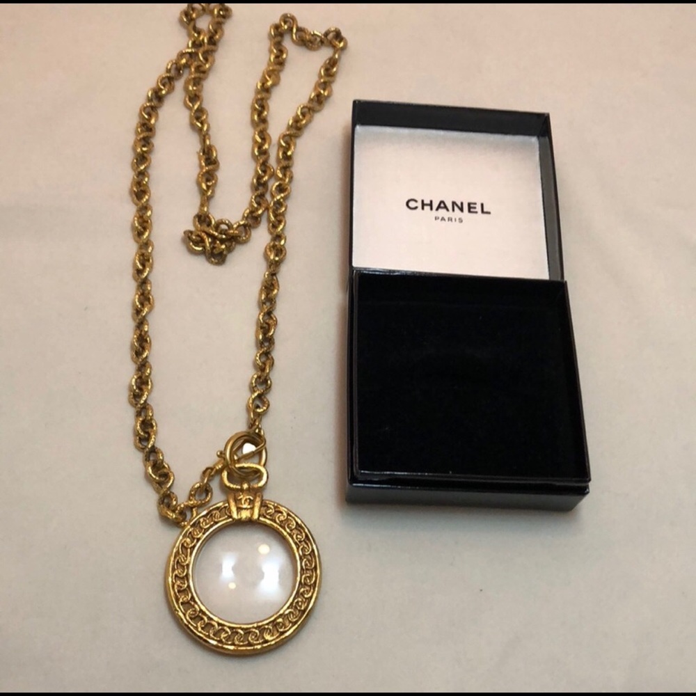 Authentic Chanel vintage necklace.